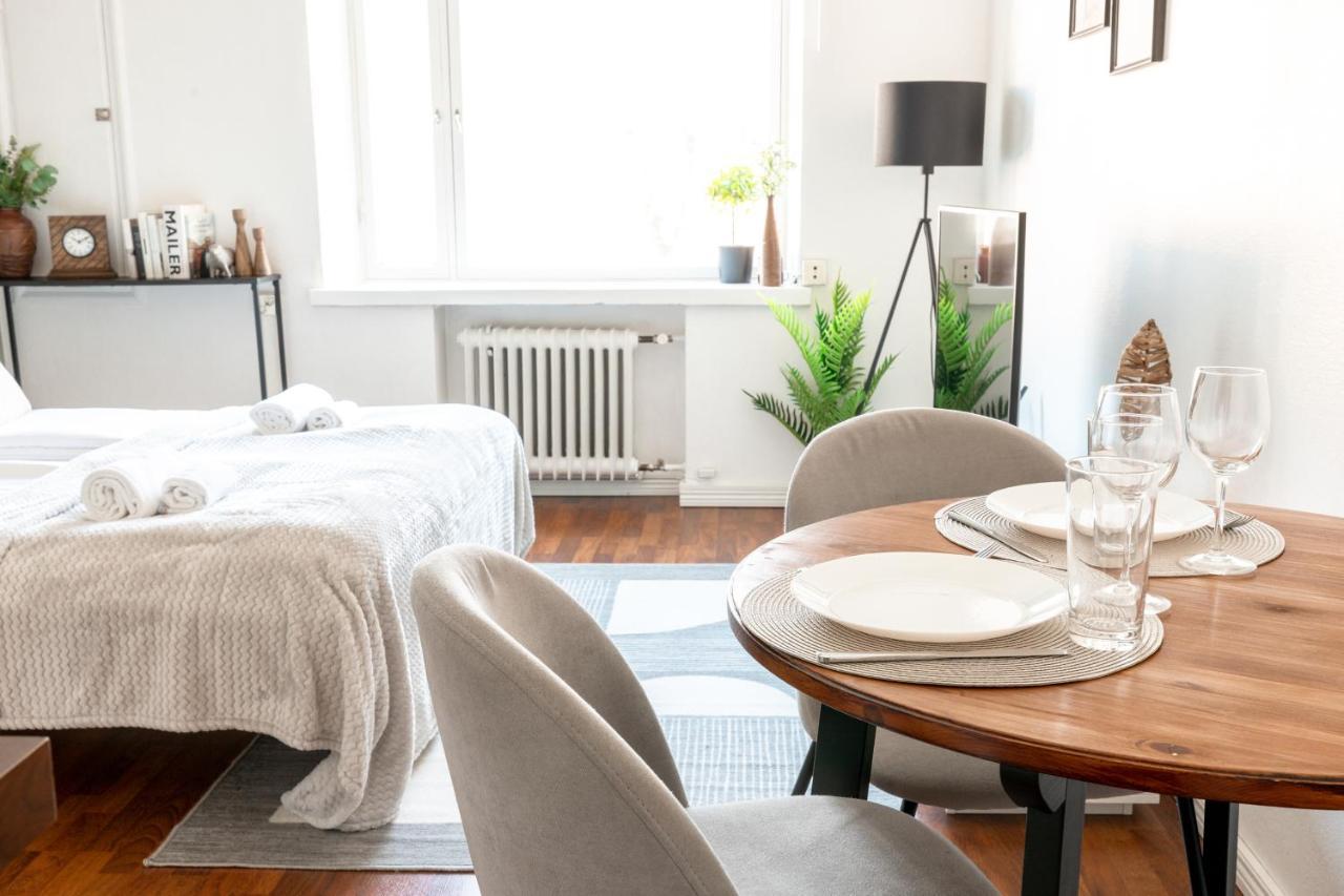 2Ndhomes Cozy Helsinki Center Studio With Park View Dış mekan fotoğraf