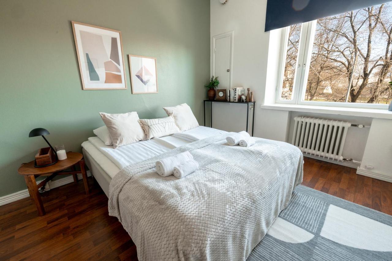 2Ndhomes Cozy Helsinki Center Studio With Park View Dış mekan fotoğraf